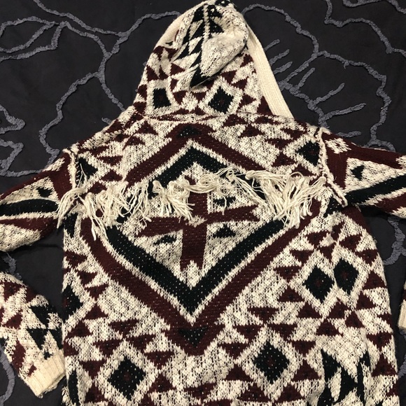 Cardigan - Picture 2 of 3